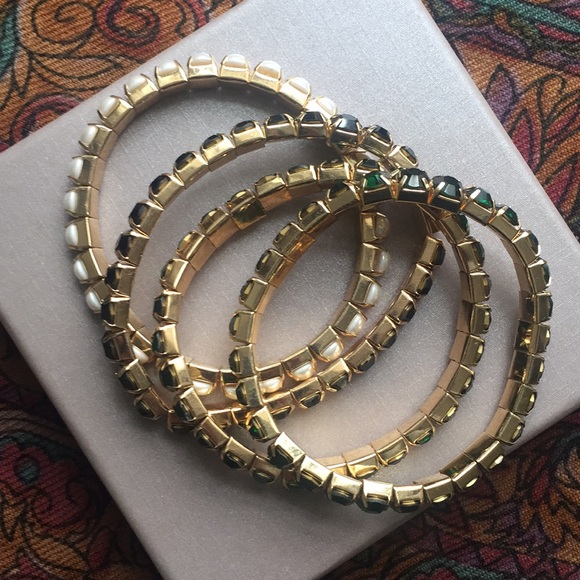 Brilliant Beauties: 4 Bracelets - Picture 2 of 2